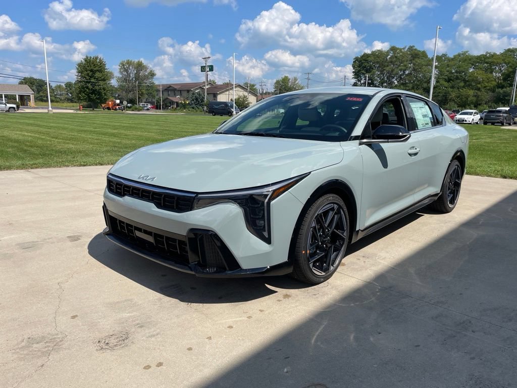 New 2026 Kia K4 GT-Line FWD image 2