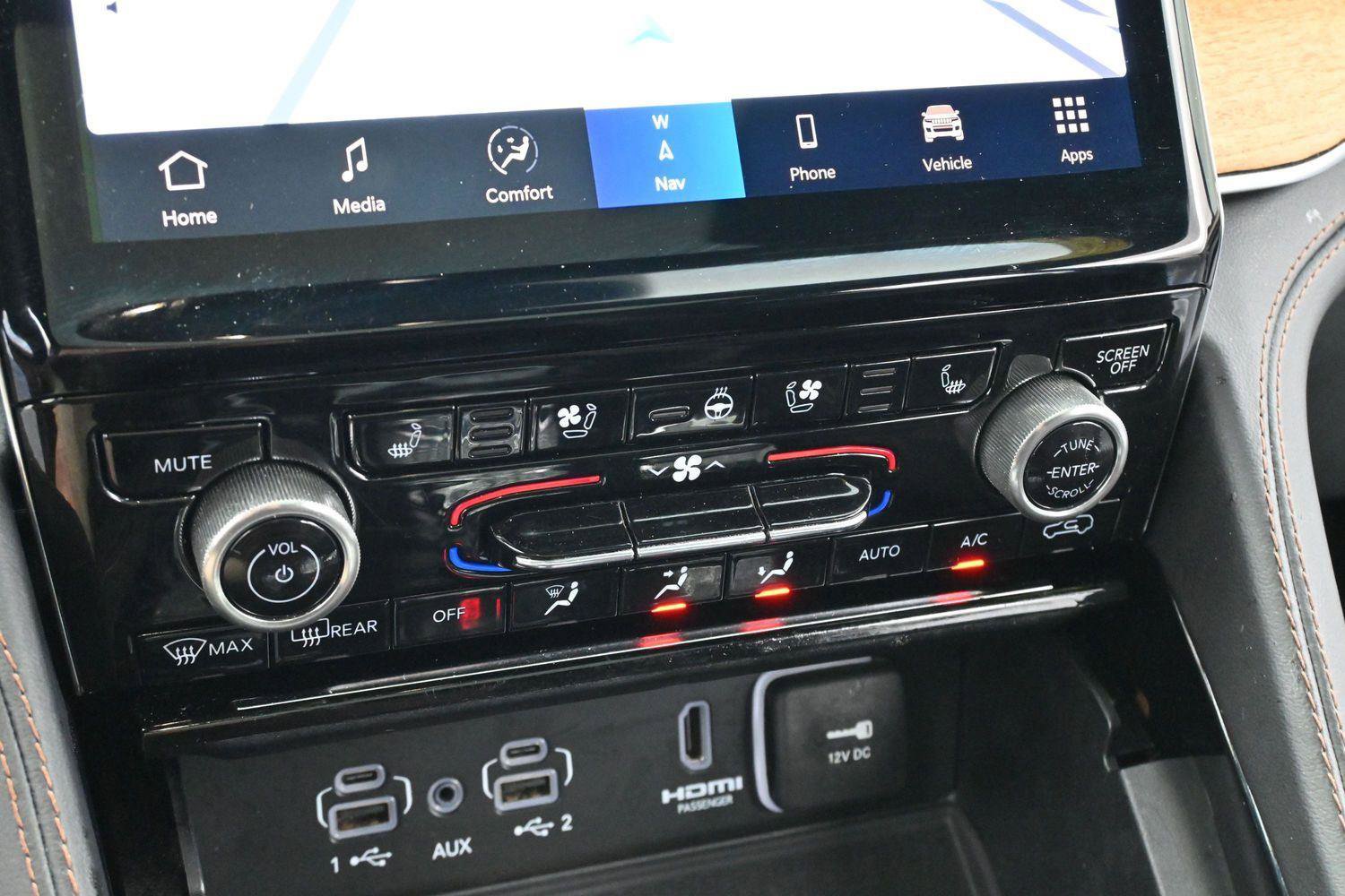 Used 2023 Jeep Grand Cherokee L Summit image 26