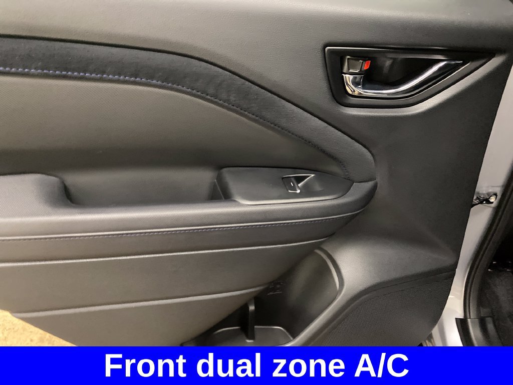 Used 2025 Subaru Forester Limited AWD/4WD image 17