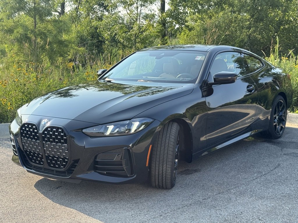 Used 2026 BMW 430i xDrive Coupe w/ M Sport Package video 3