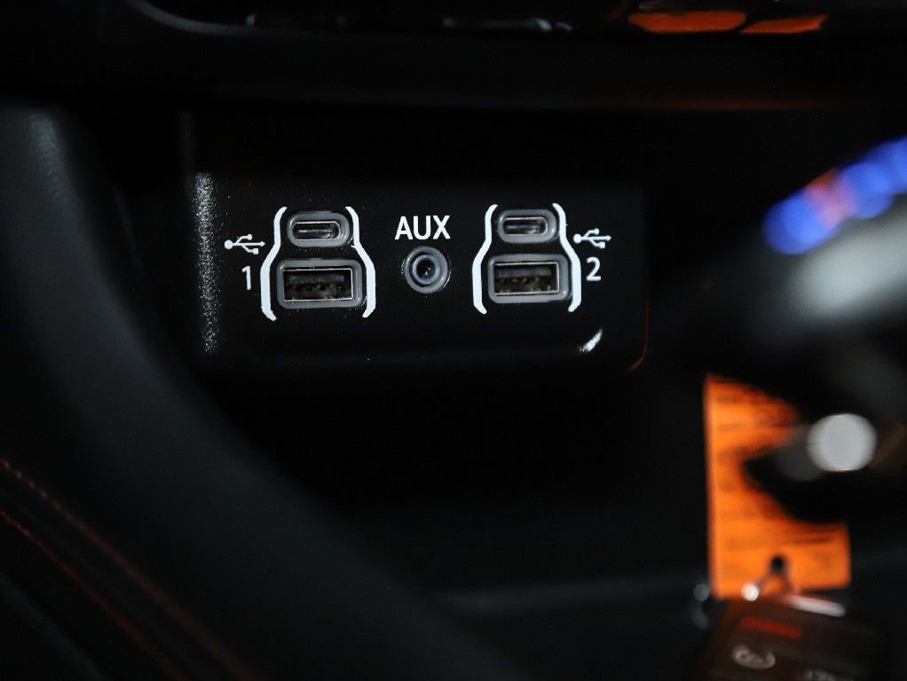 Used 2025 Dodge Durango GT image 27