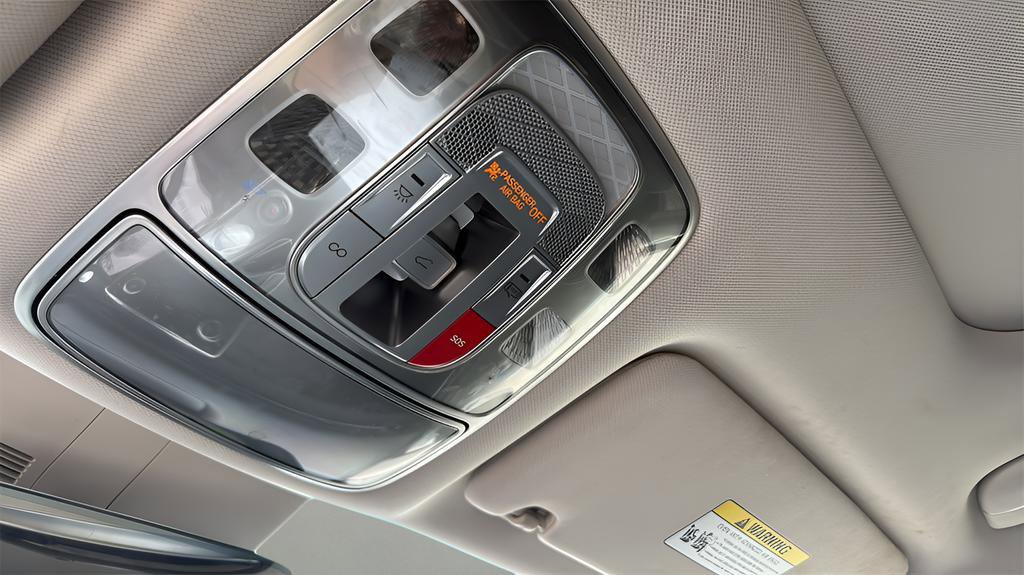 Used 2022 Genesis GV80 2.5T w/ Advanced Package 02 image 29