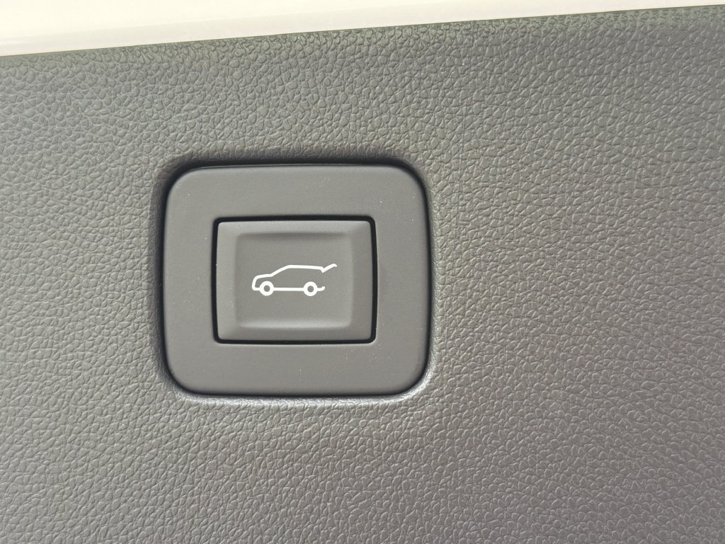 New 2026 Buick Envista Sport Touring FWD image 15