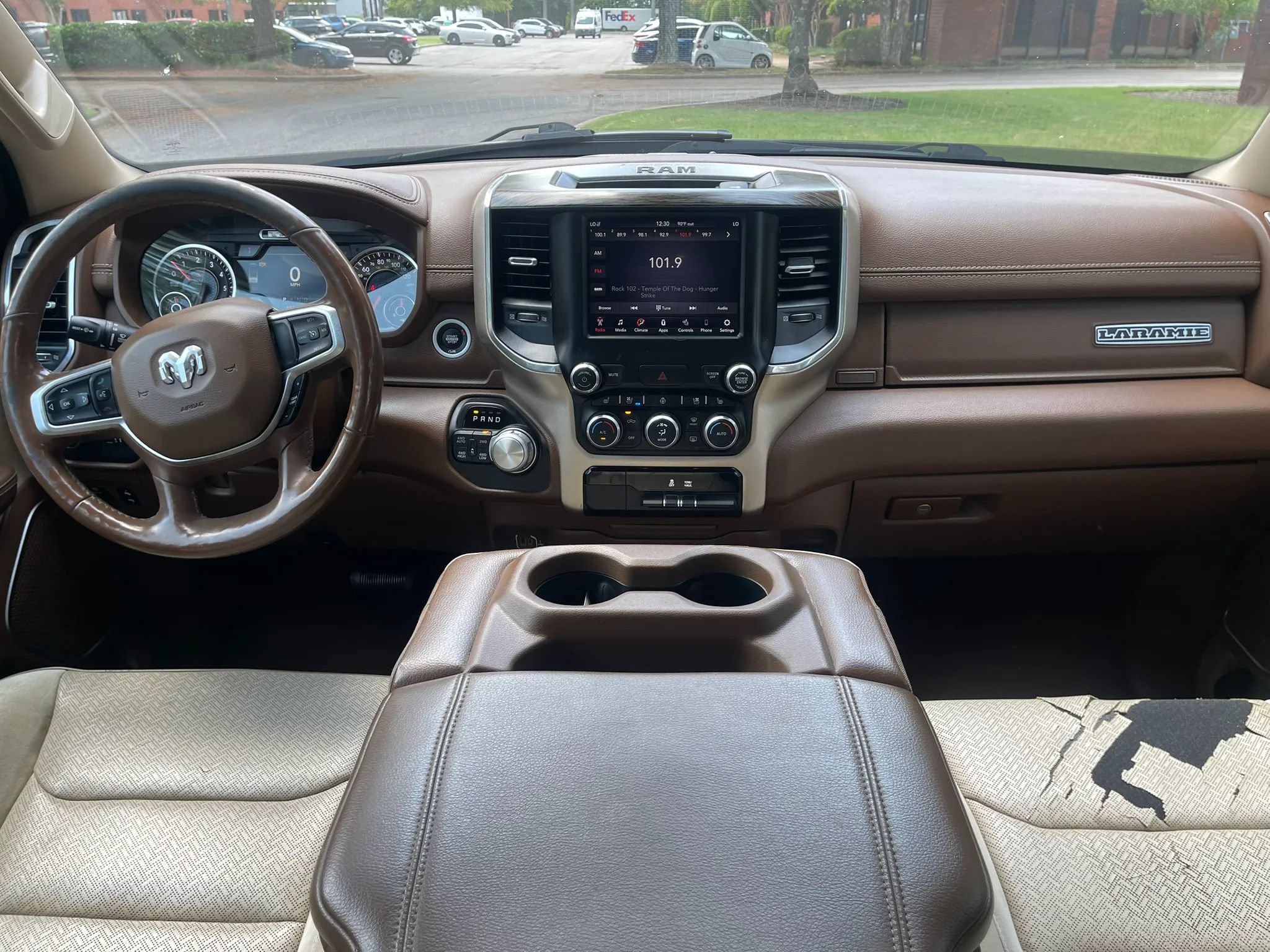 Used 2019 RAM 1500 Laramie AWD/4WD image 10