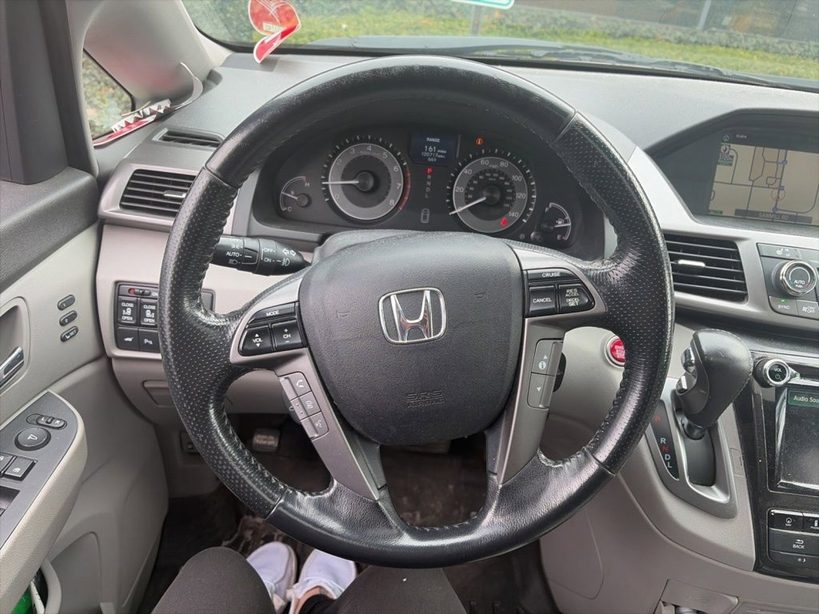 Used 2015 Honda Odyssey Touring Elite image 16