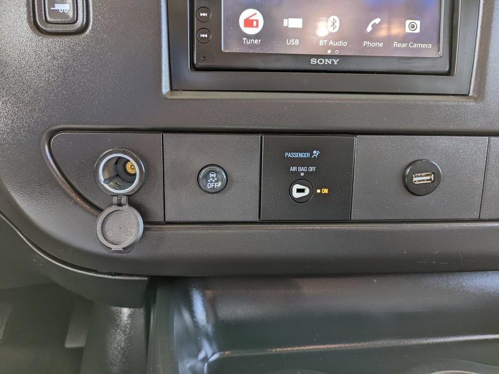 Used 2019 Chevrolet Express 4500 w/ RV Package RWD image 46