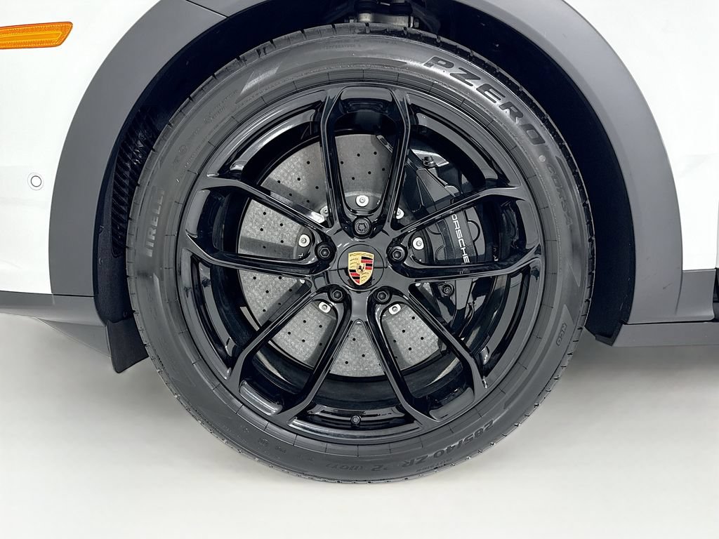 Certified 2026 Porsche Cayenne Turbo GT AWD/4WD image 34