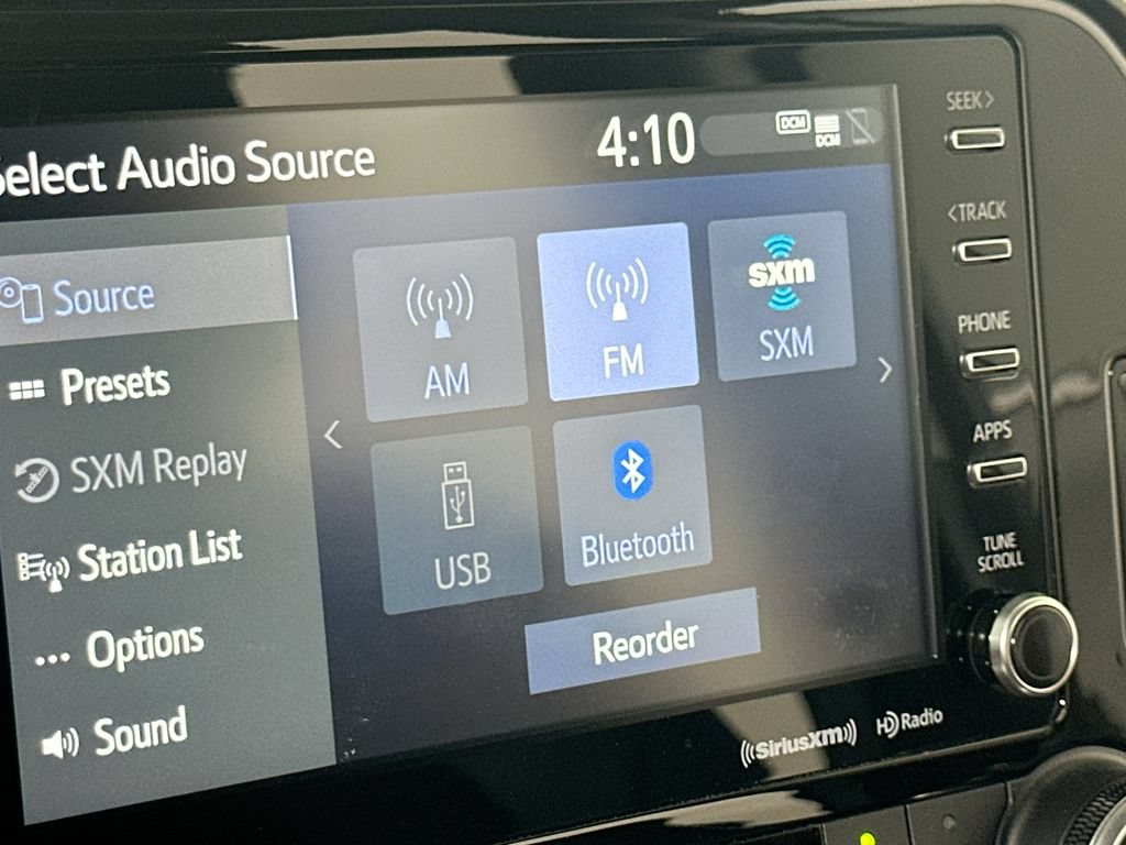 Used 2021 Toyota Highlander XLE FWD image 30