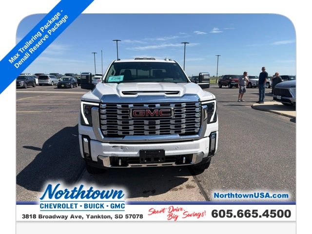 Used 2024 GMC Sierra 2500 Denali w/ Denali Reserve Package AWD/4WD image 3