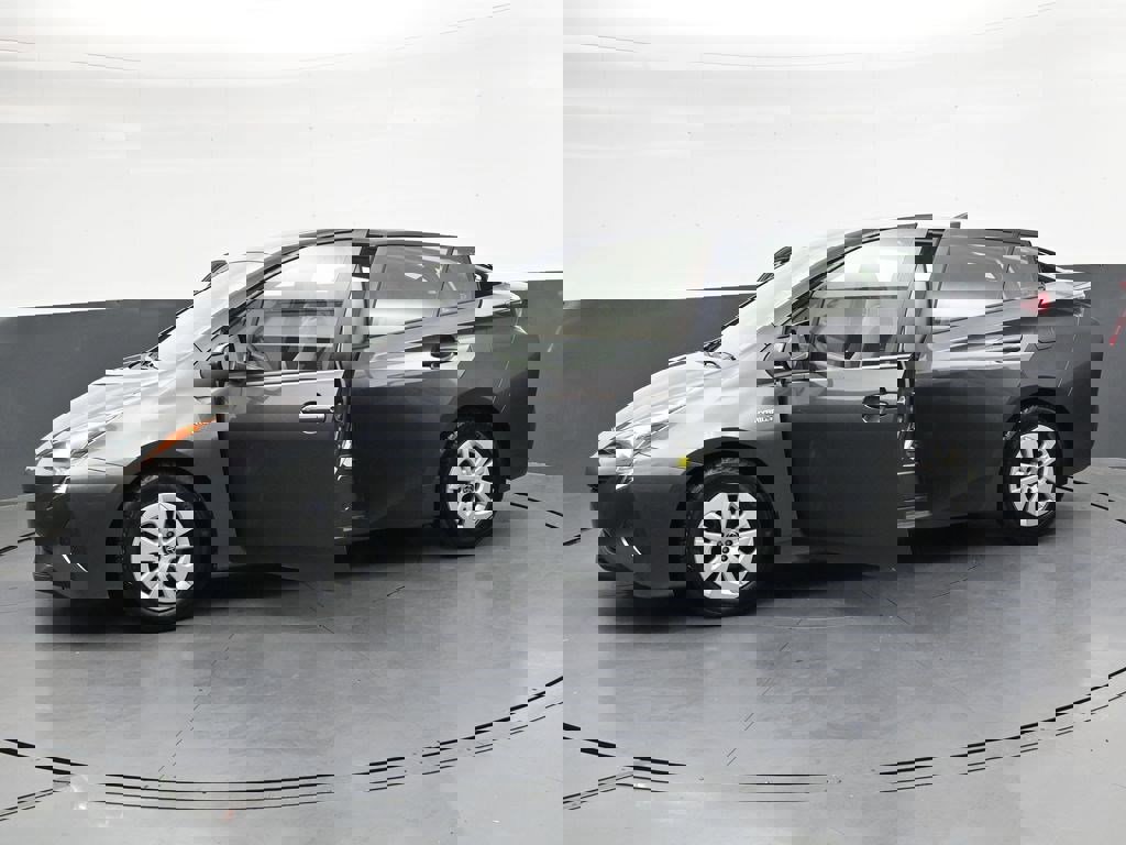 Used 2017 Toyota Prius Two image 34
