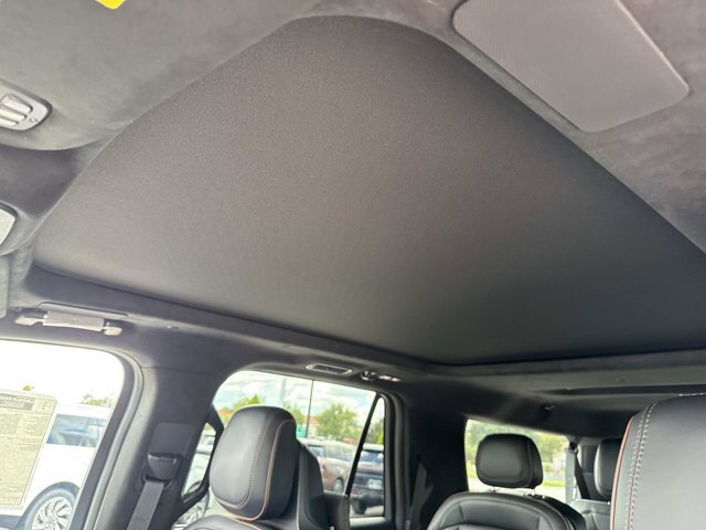 New 2025 Lincoln Navigator L Black Label image 33