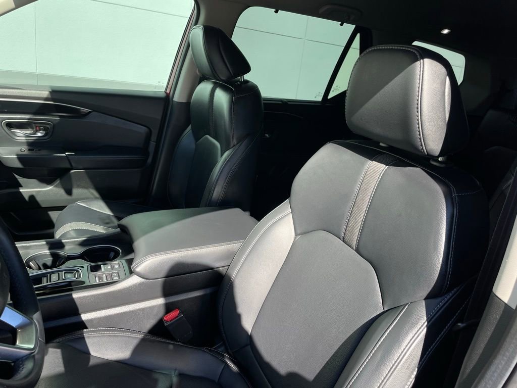 Certified 2025 Honda Pilot EX-L image 27