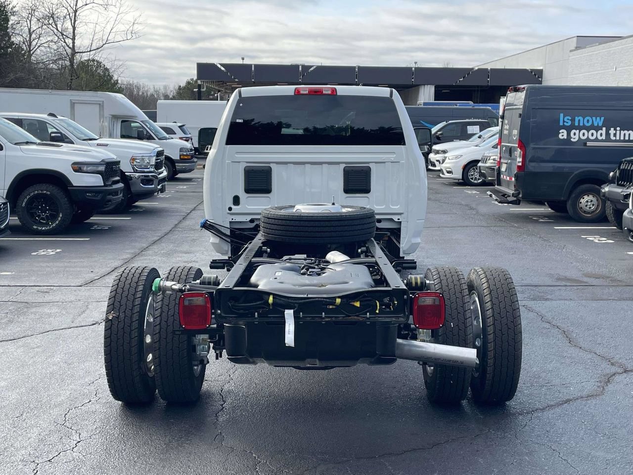 New 2026 RAM 4500 Tradesman w/ Chrome Appearance Group AWD/4WD image 8