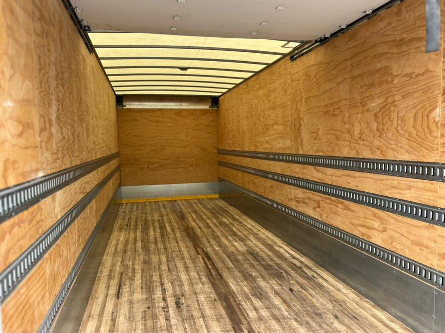 Used 2019 Ford F750 2WD Regular Cab Super Duty image 33