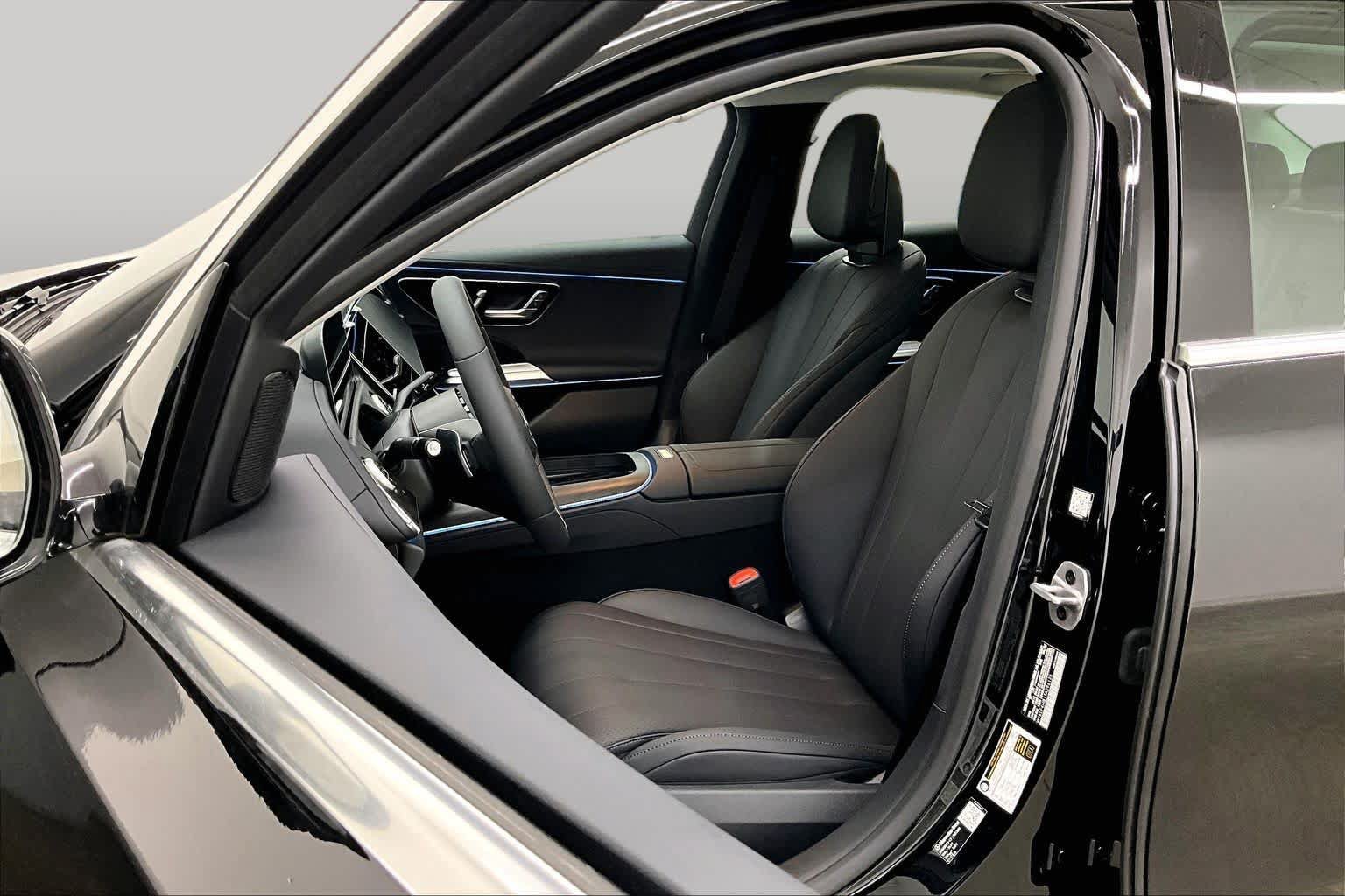 New 2026 Mercedes-Benz E 350 4MATIC Sedan image 9
