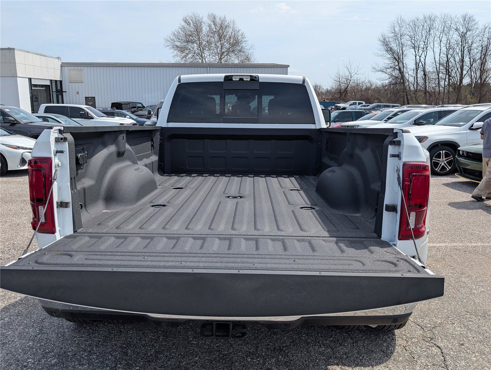 New 2026 RAM 3500 Tradesman AWD/4WD image 10