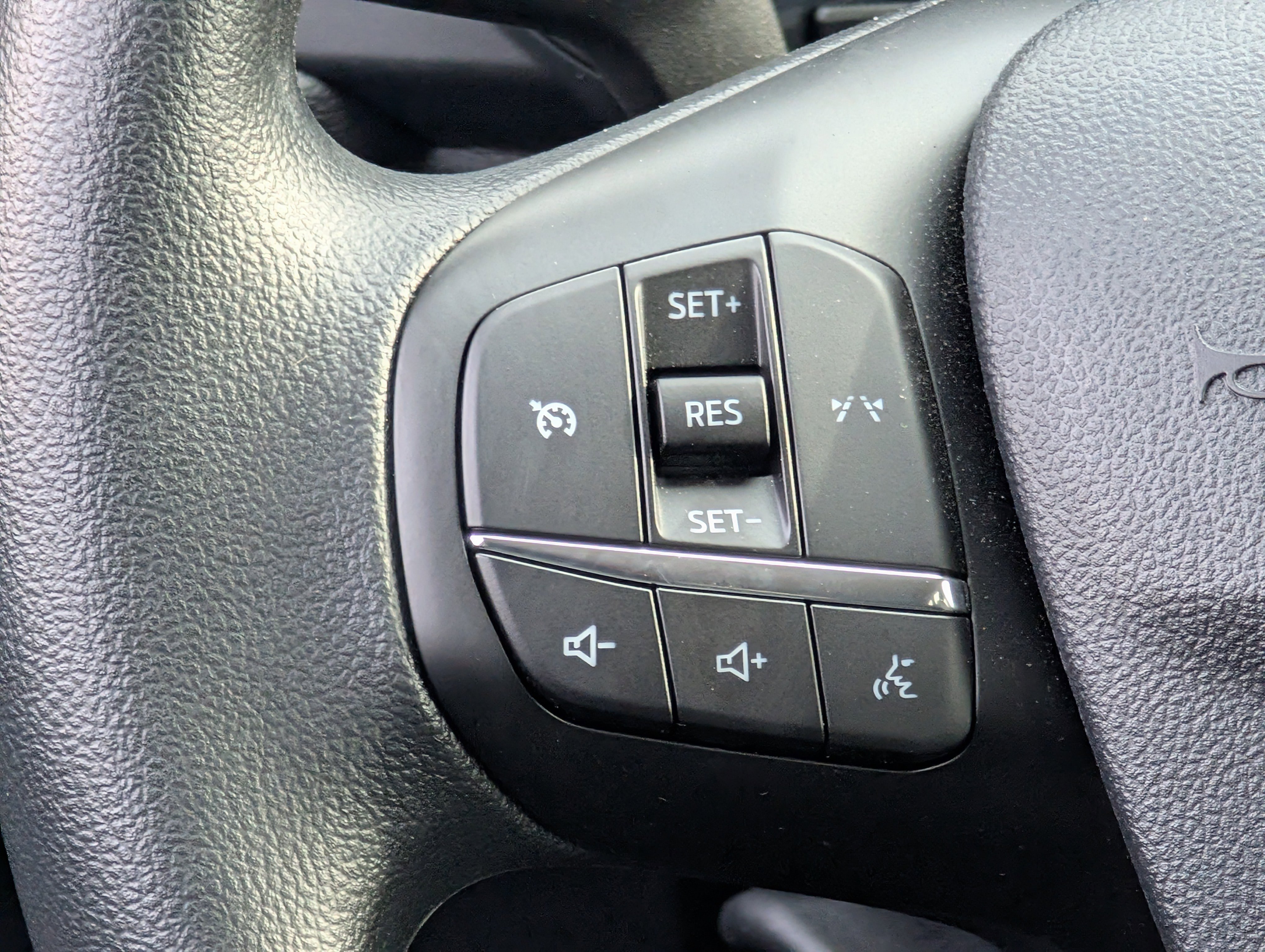 New 2026 Ford Escape Active FWD image 13