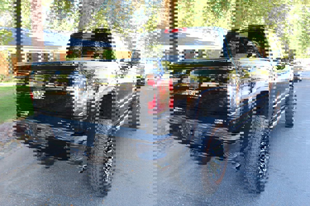 Used 2018 GMC Sierra 1500 Denali w/ Denali Ultimate Package image 6