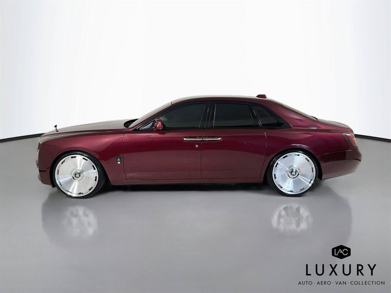 Used 2023 Rolls-Royce Ghost Black Badge AWD/4WD image 8