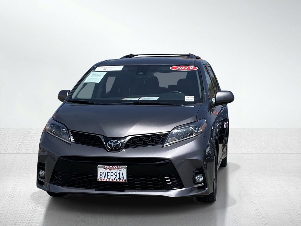 Certified 2019 Toyota Sienna SE FWD image 13