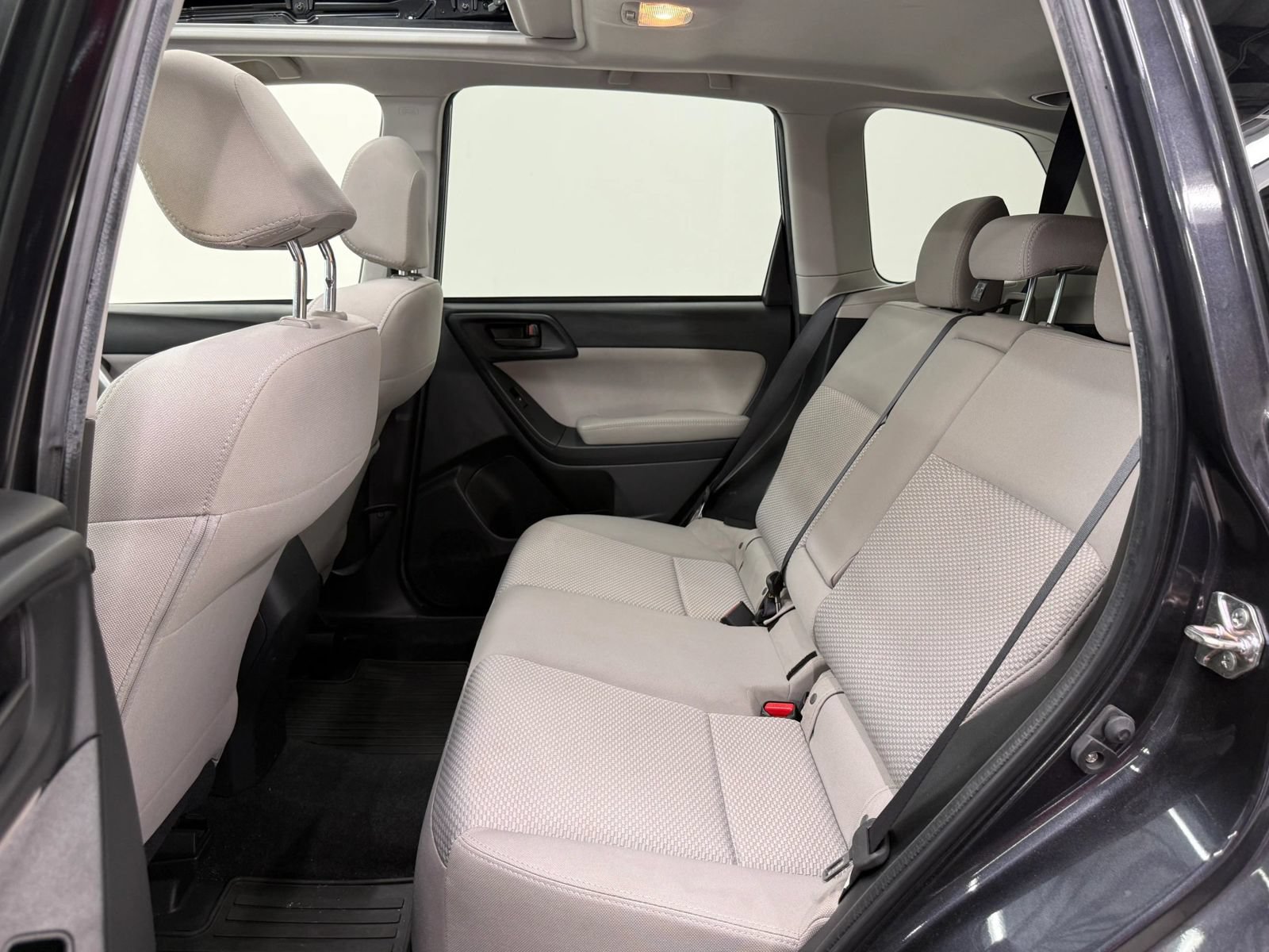 Used 2016 Subaru Forester 2.5i Premium AWD/4WD image 19
