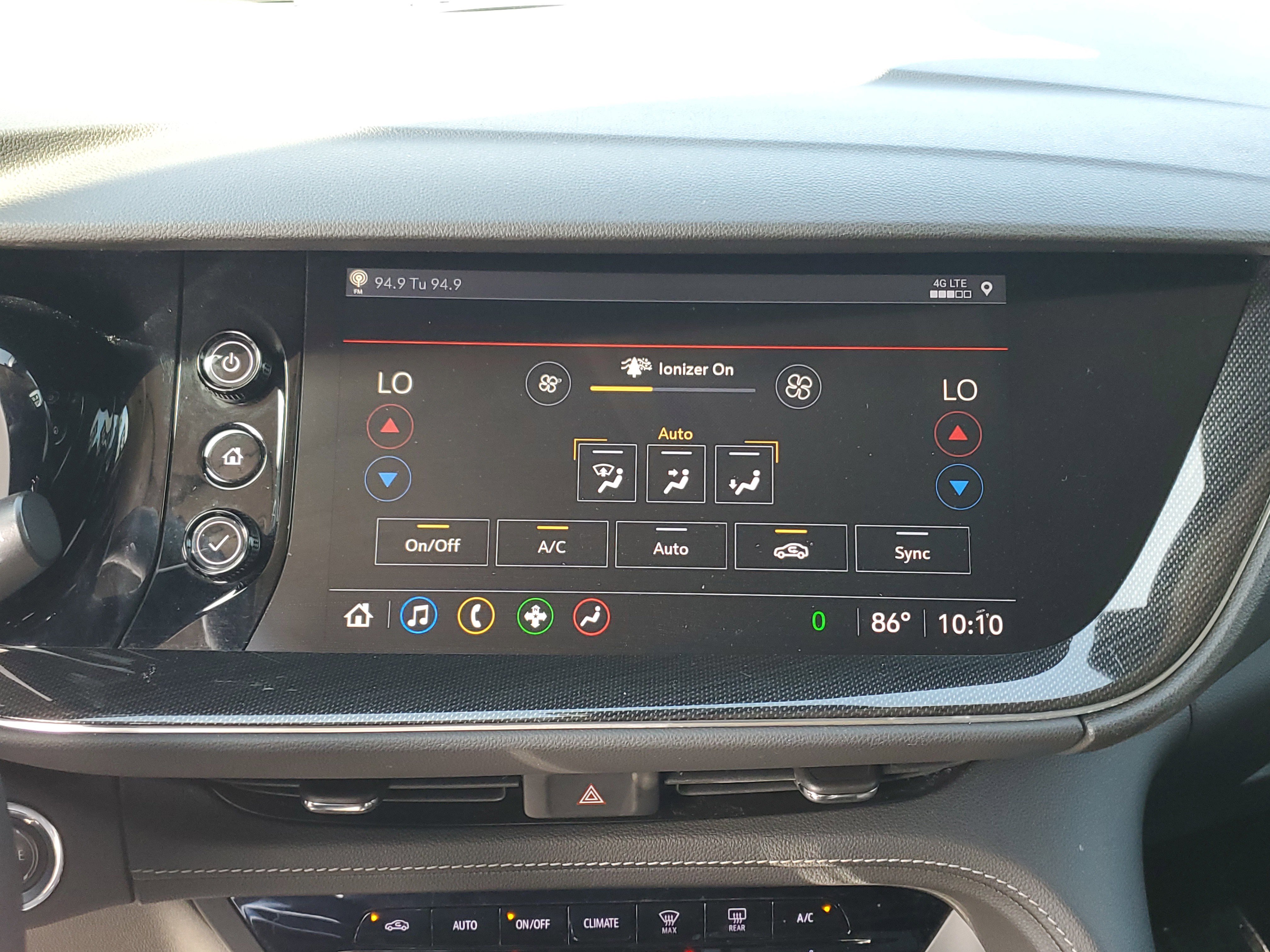 Used 2021 Buick Envision Preferred image 26