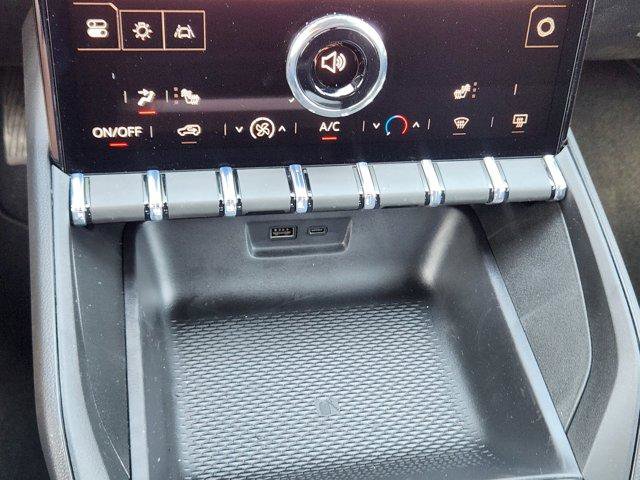 New 2026 GMC Terrain Elevation w/ Technology Package II image 29