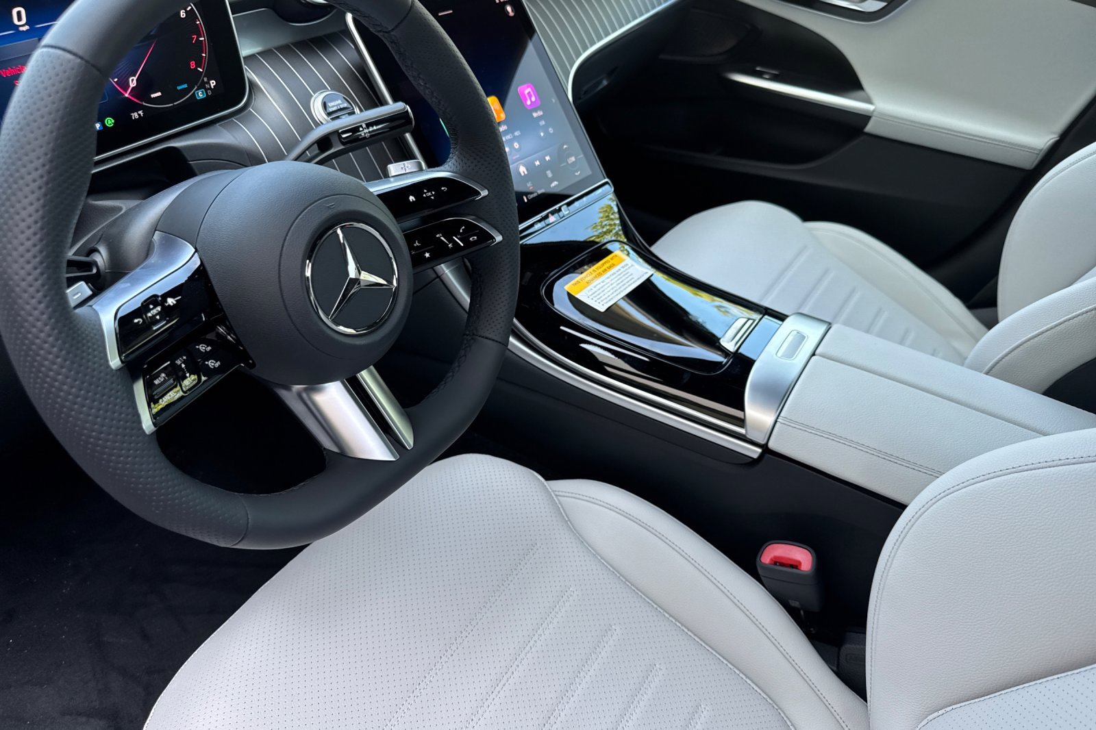 New 2025 Mercedes-Benz C 300 4MATIC Sedan image 10