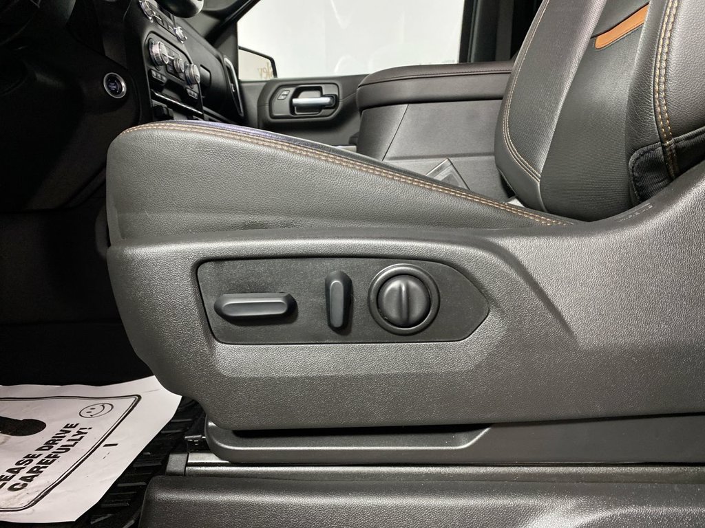 Used 2019 GMC Sierra 1500 AT4 w/ AT4 Premium Package AWD/4WD image 12