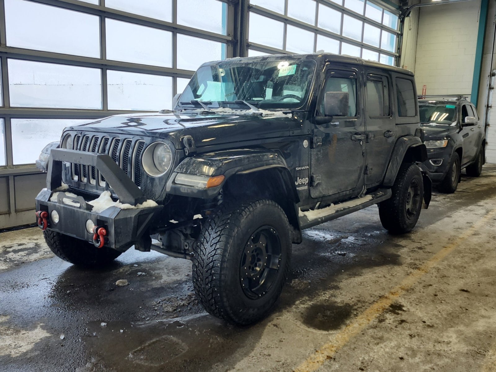 Used 2018 Jeep Wrangler Unlimited Sahara w/ Uconnect 4C Nav & Sound Group