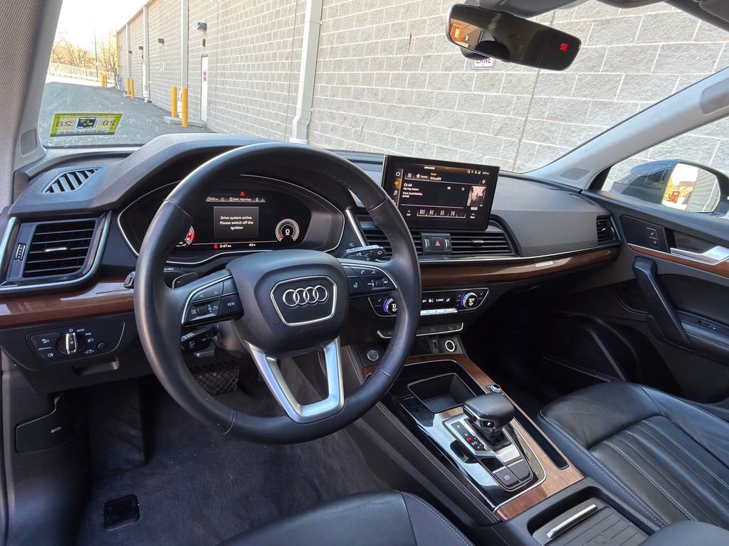 Used 2021 Audi Q5 2.0T Premium Plus w/ Premium Plus Package image 21
