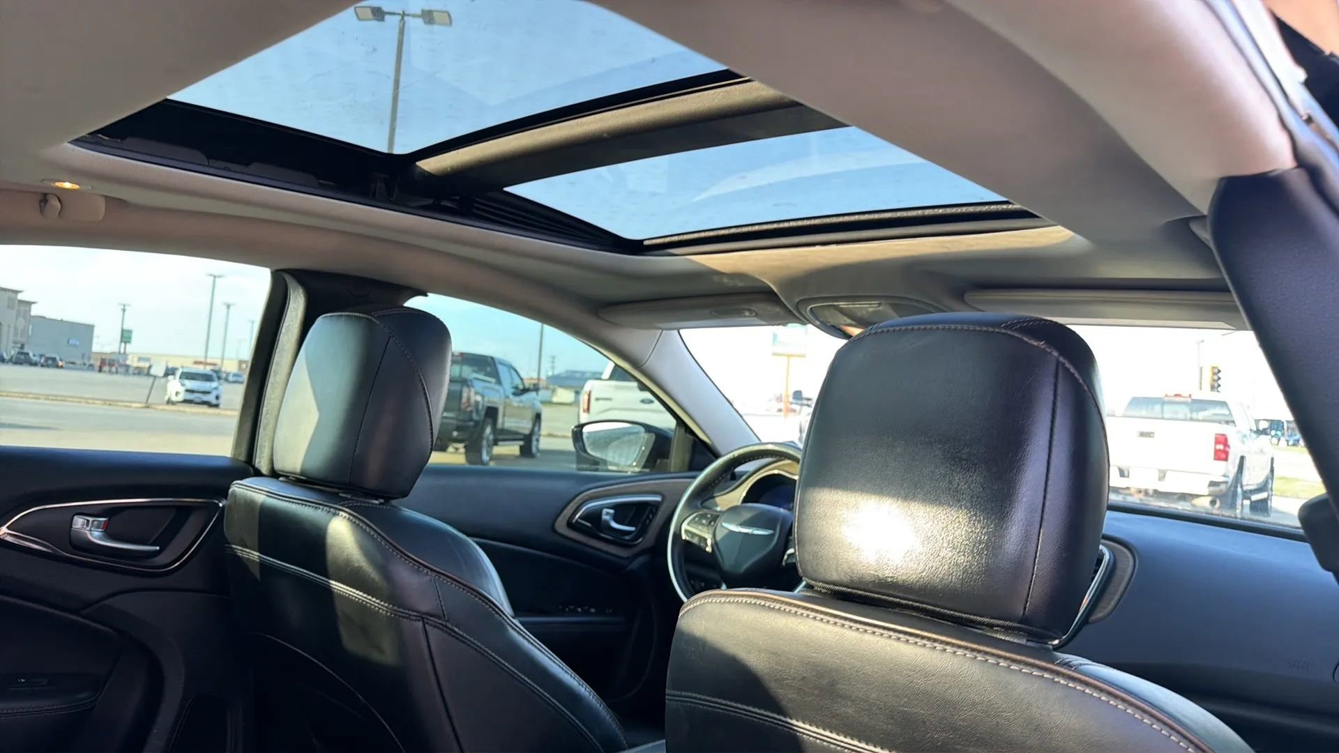 Used 2015 Chrysler 200 C w/ Navigation & Sound Group I image 73