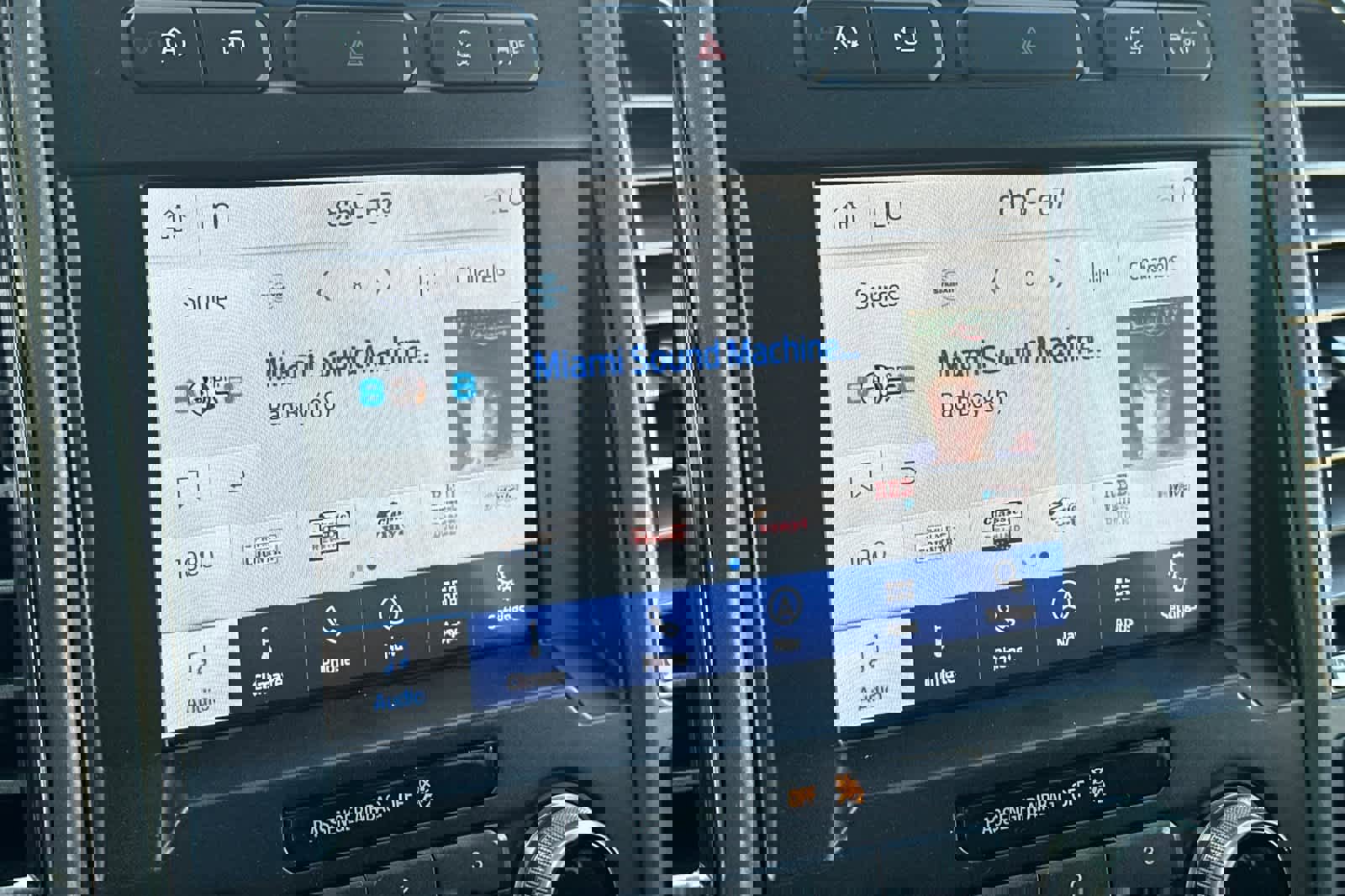 Used 2019 Ford F150 Raptor w/ Equipment Group 802A Luxury image 17