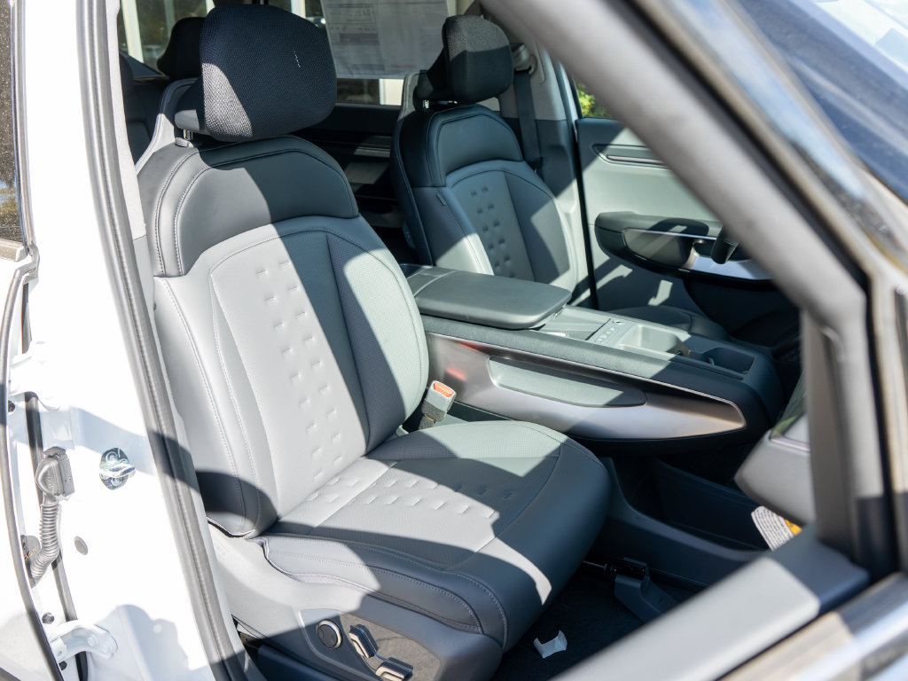 New 2026 Kia EV9 Wind AWD/4WD image 9