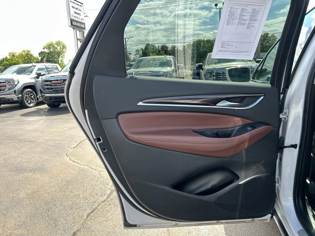 Used 2020 Buick Enclave Avenir w/ Avenir Technology Package AWD/4WD image 22