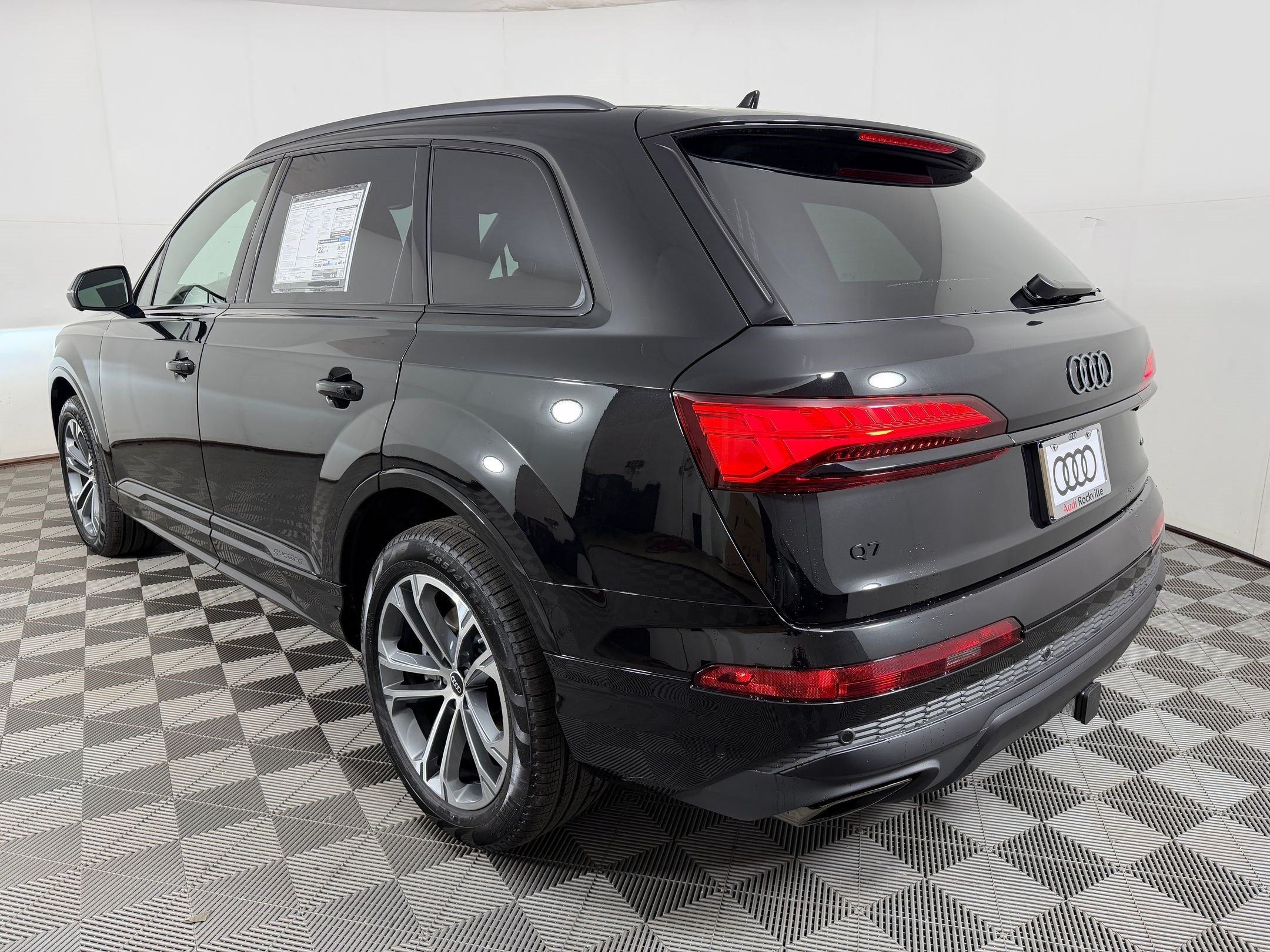 New 2026 Audi Q7 2.0T Premium AWD/4WD image 3
