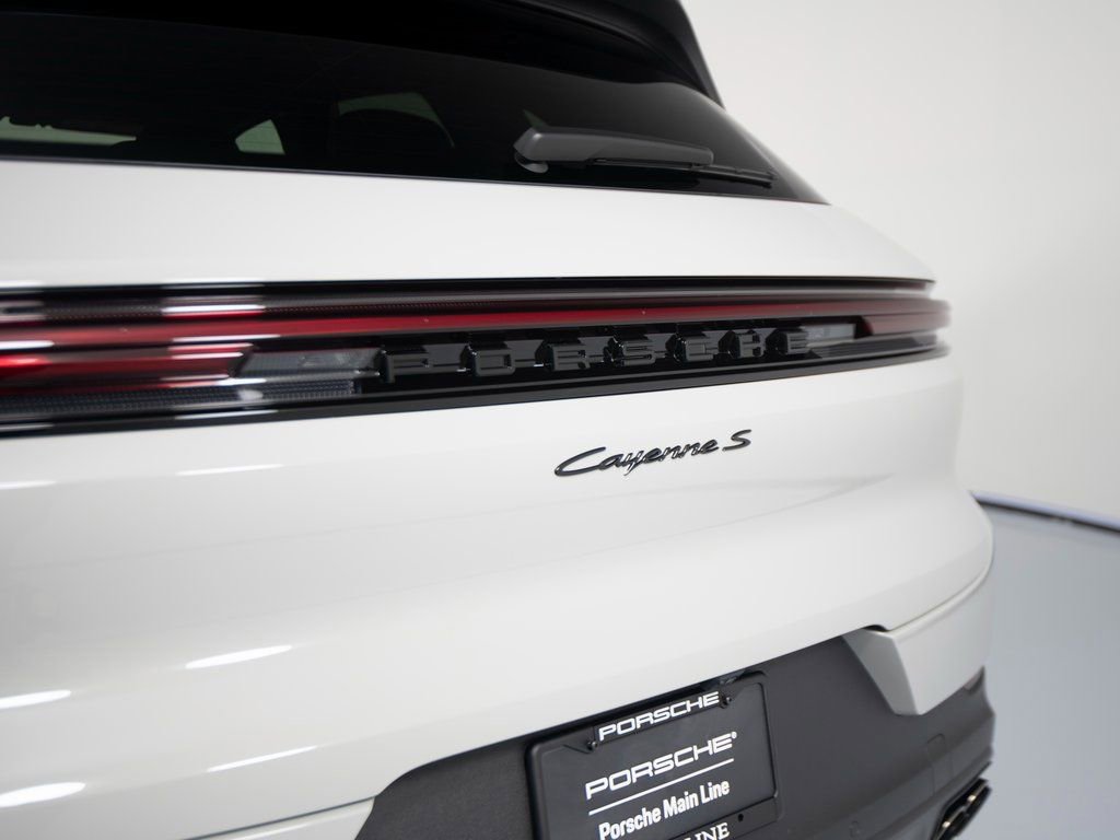 New 2026 Porsche Cayenne S image 35