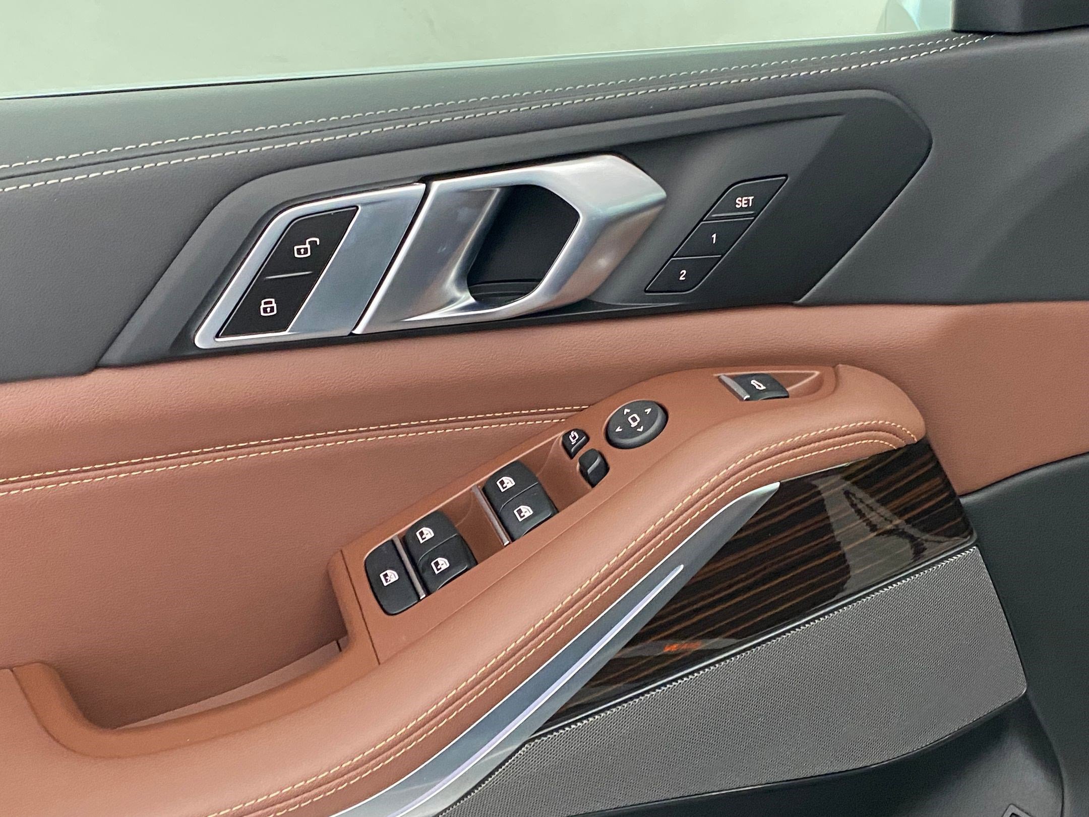 New 2026 BMW X5 xDrive50e w/ Premium Package image 25