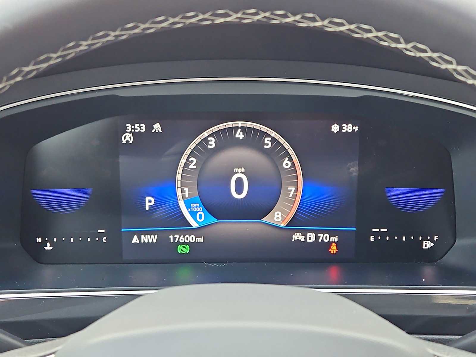 Used 2024 Volkswagen Tiguan Wolfsburg Edition image 29