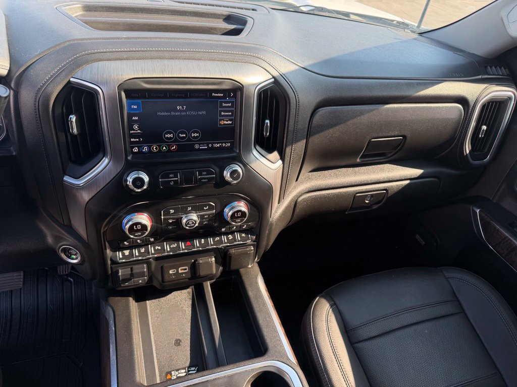 Used 2021 GMC Sierra 3500 Denali w/ Denali Ultimate Package AWD/4WD image 35