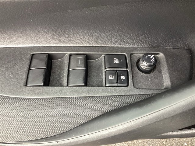 Used 2021 Toyota Corolla LE image 23