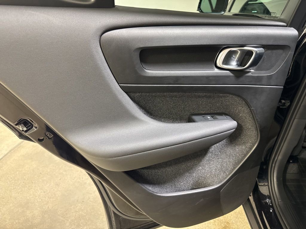 Used 2026 Volvo XC40 B5 Plus w/ Protection Package Premier image 20