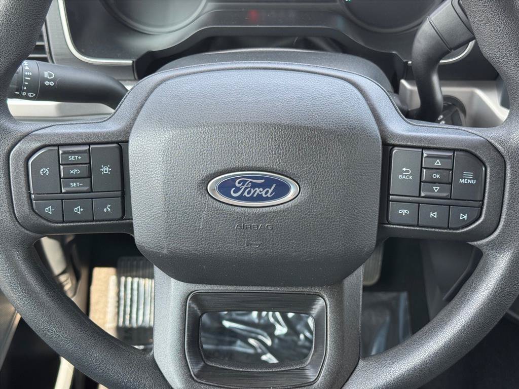 Used 2023 Ford F150 XLT AWD/4WD image 12