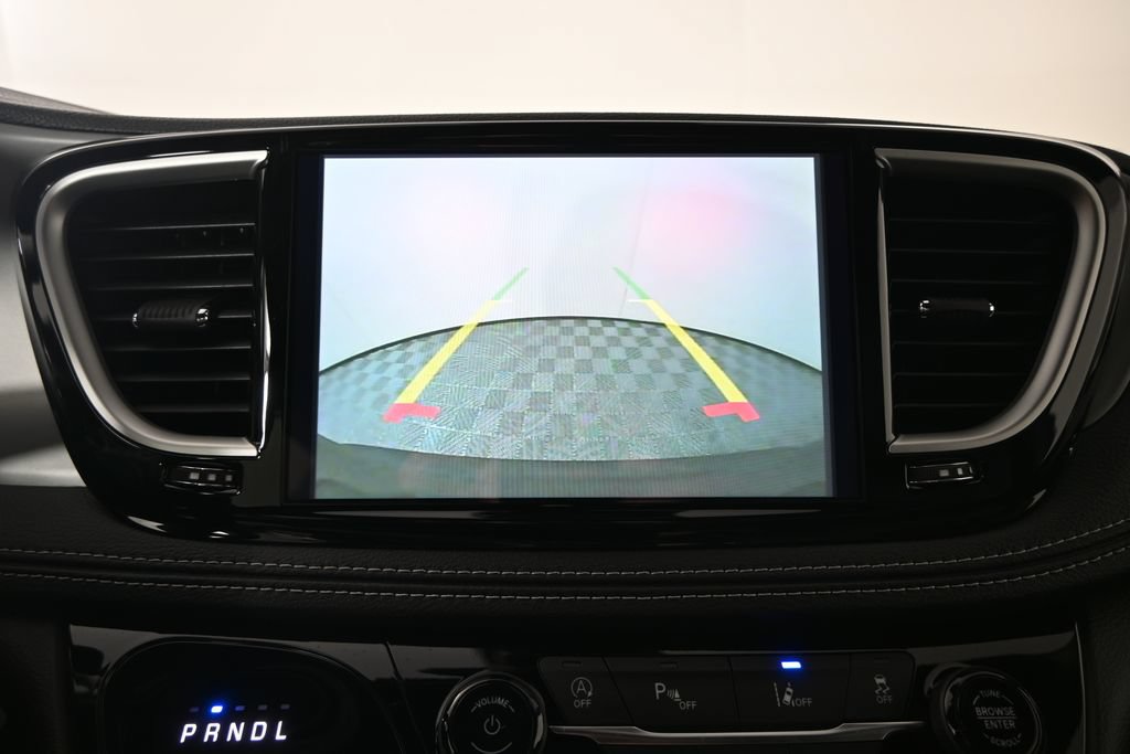 New 2027 Chrysler Pacifica Select FWD image 30