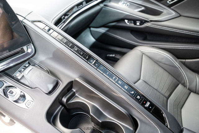 Used 2024 Chevrolet Corvette Stingray Premium Cpe w/ Z51 Performance Package RWD image 45