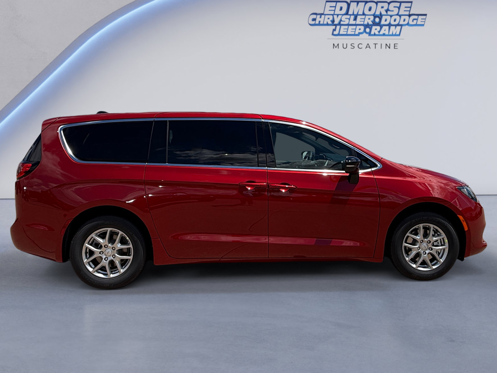 New 2027 Chrysler Pacifica LX FWD image 6
