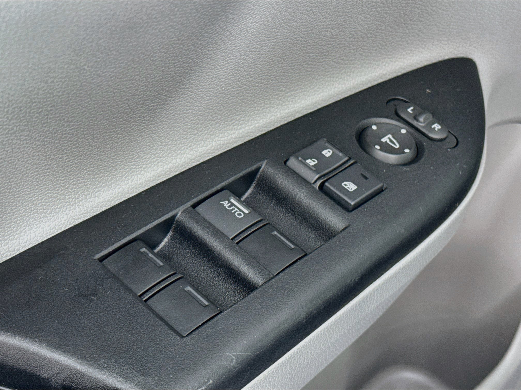 Used 2015 Honda Accord LX image 17