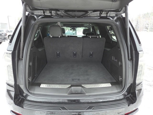 Used 2025 Chevrolet Suburban RST image 26