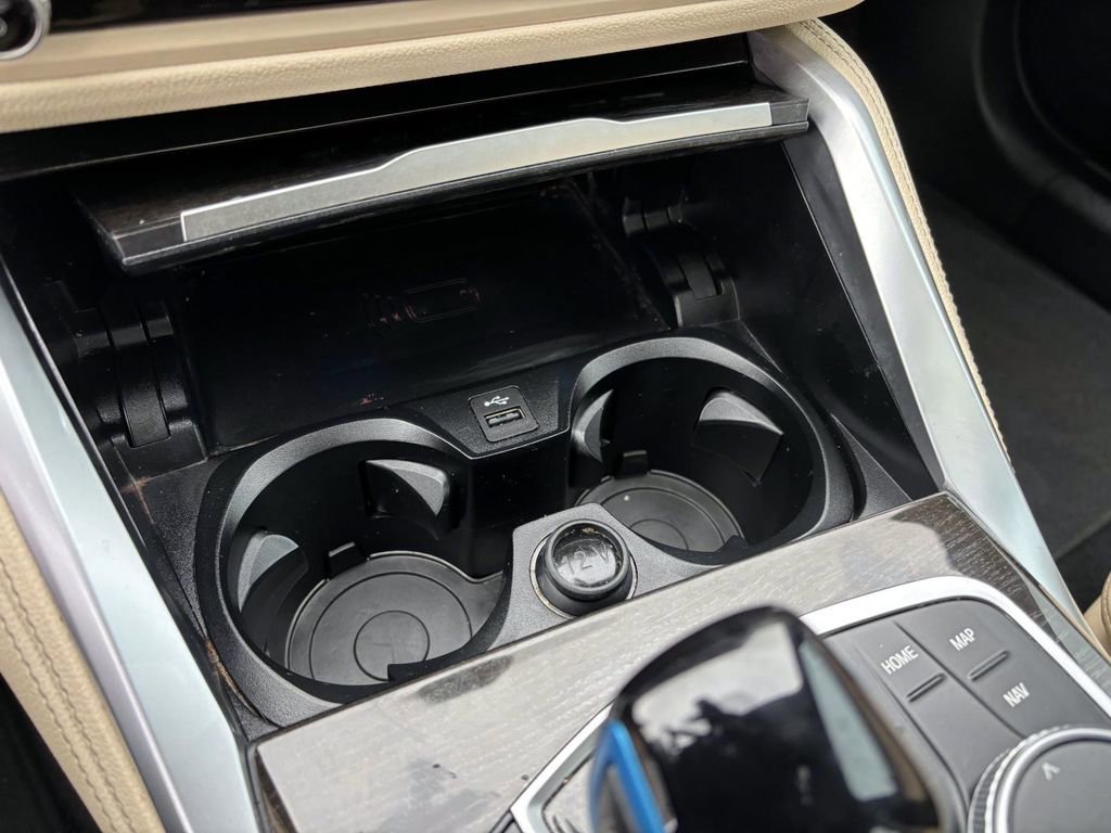 Certified 2022 BMW i4 eDrive40 w/ M Sport Package image 24