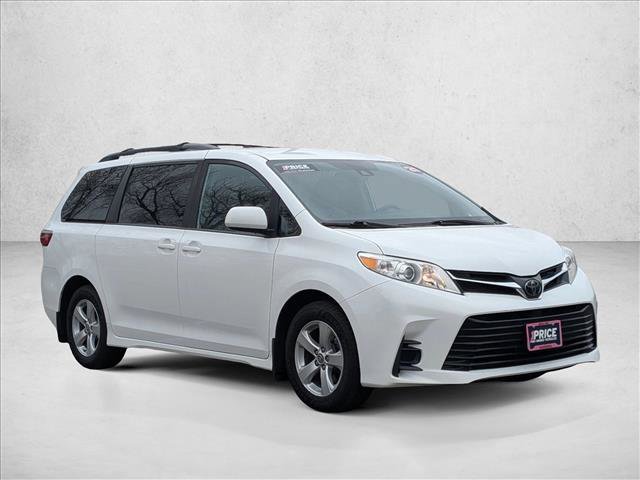 Used 2020 Toyota Sienna LE image 3
